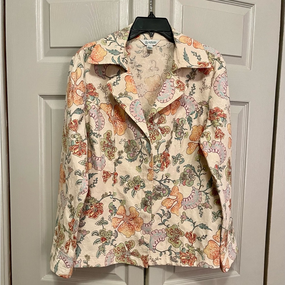 Austin Reed Textured Floral Blazer - Picture 5 of 8